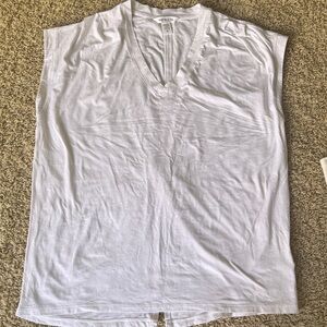 Athleta White V-Neck Sleeveless Top